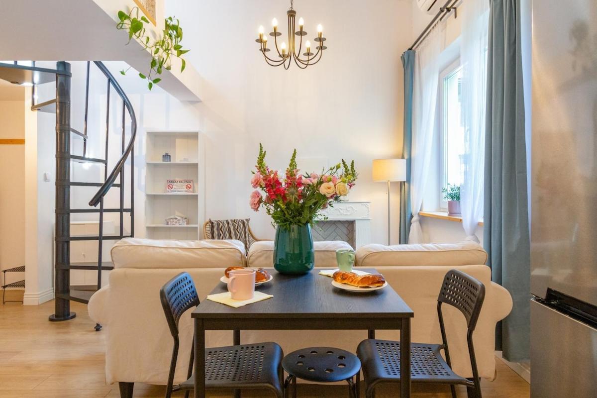 Charming 2-level Loft In Cracow