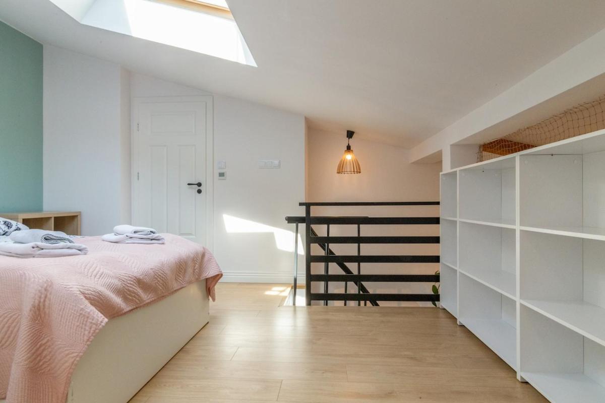Apartment Charming 2-level Loft In Cracow
